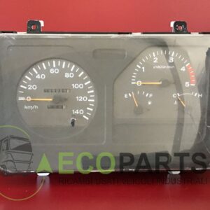 Quadro strumenti contachilometri usato Nissan Cabstar 1* serie