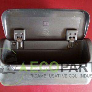 Cassetto portaoggetti ricambio usato IVECO Stralis AS