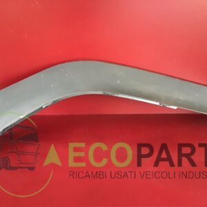 Modanature parafanghi DX e SX ricambi usati Scania