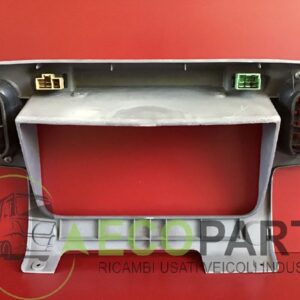 Cornice quadro strumenti usato Nissan Cabstar 1* serie