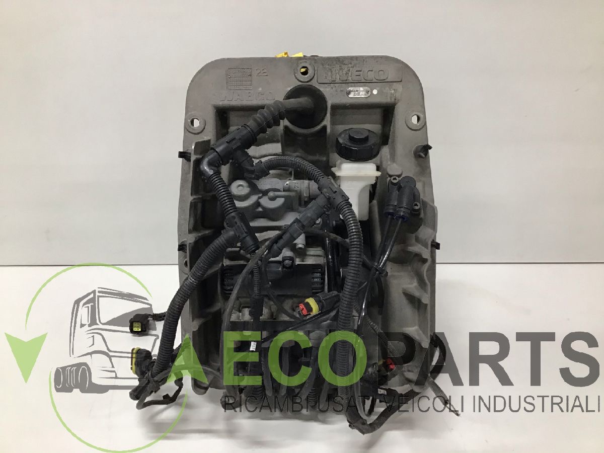 Piastra pedaliera usato Iveco Stralis euro5 - immagine 3