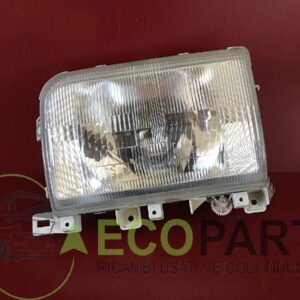 Faro anteriore SX ricambio usato Nissan Cabstar prima serie