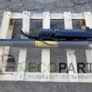 Pistone alzacabina usato Iveco Stralis