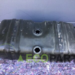 Serbatoio carburante in plastica usato Nissan Cabstar