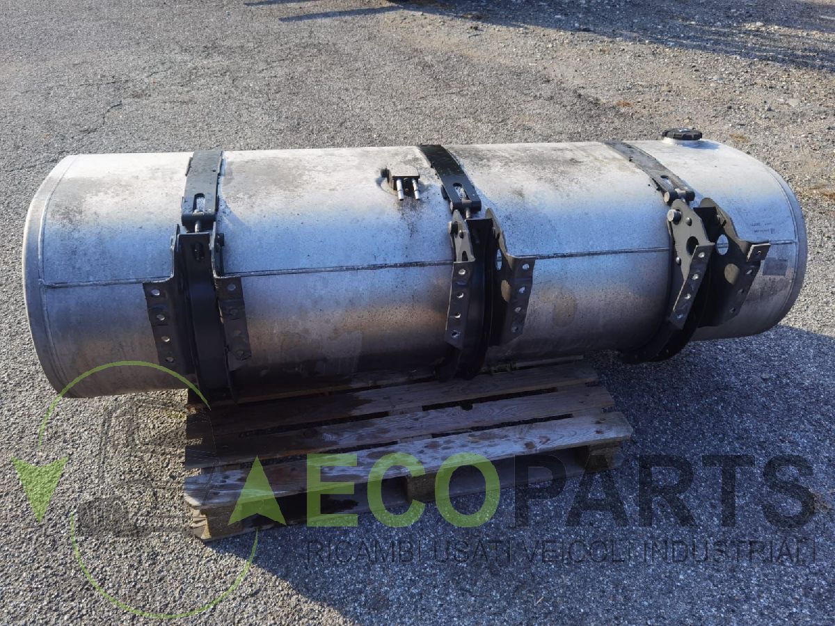 Serbatoio carburante 690 L usato Renault Premium - immagine 2